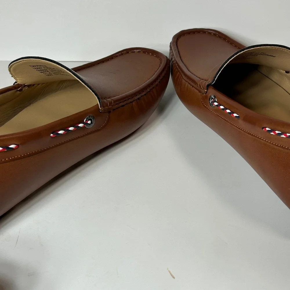 Tommy Hilfiger ARWAN Mens Brown Driving Loafers Size 10.5 MED Moc Toe Slip On